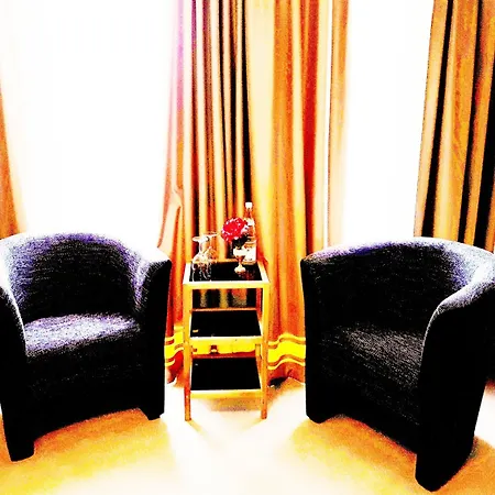 Отель Restaurant Denis