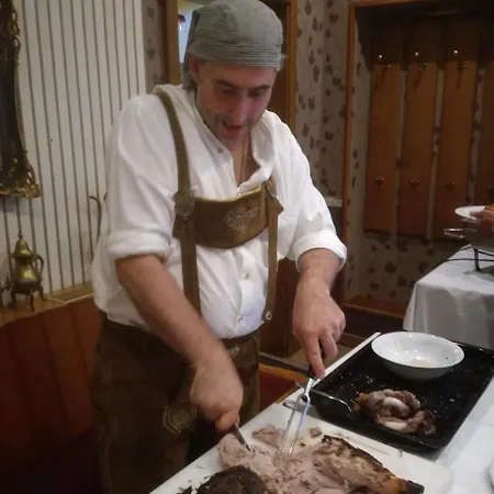 Отель Restaurant Denis 3*